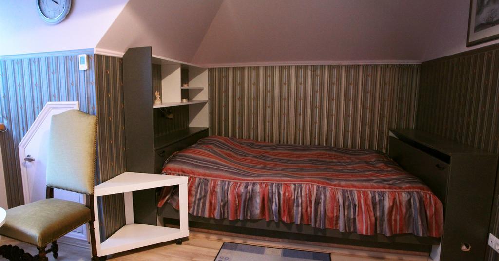 Villa Tiigi Tallinn Rum bild